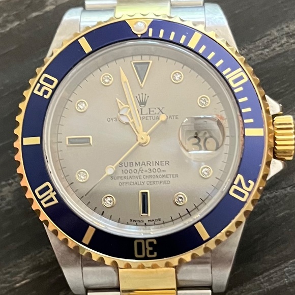 Rolex Submariner Oyster Perpetual - Picture 2 of 3